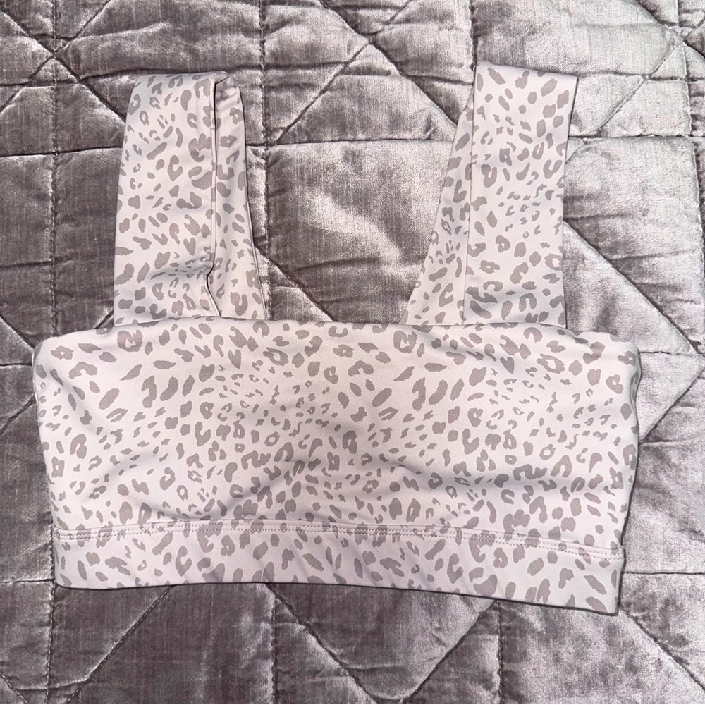 ALLFENIX Cheetah Dark Stone Sports Bra in Sand